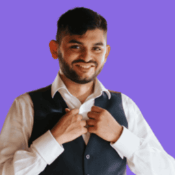 🚀 Review Your Resume with Personalized Insights! 📝
