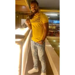 profile pic