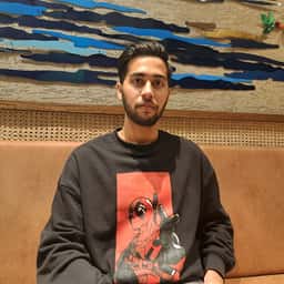 1:1 DM
