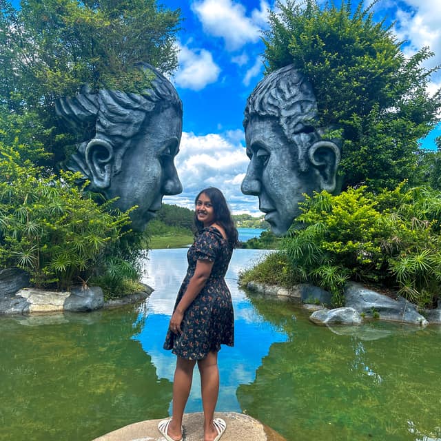 Reshma Santhosh