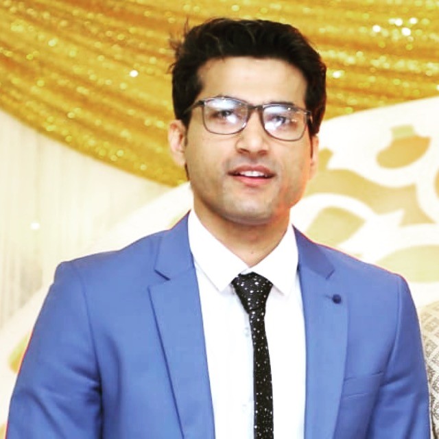 Dr Yasir