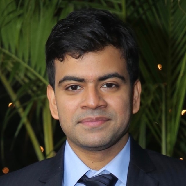 Dr Devanik