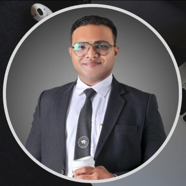 Advocate Hitesh