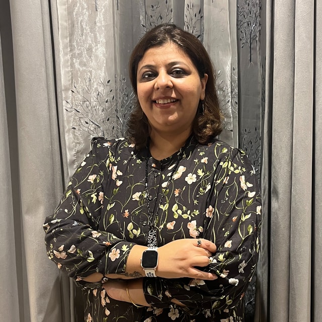 Coach Yachna