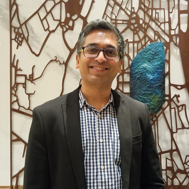 Dr Amit