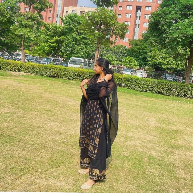 Sakshi