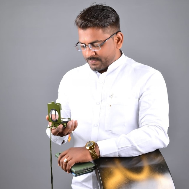 Astrologer Mr. Vijay