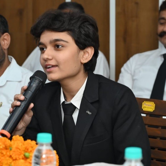Dr. Tzaina Vikrant