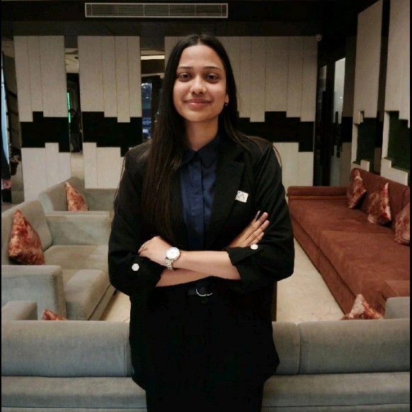 CA Akansha
