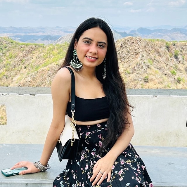 Ayushi