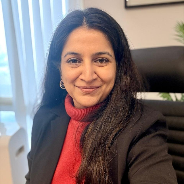 Dr Shambhavi