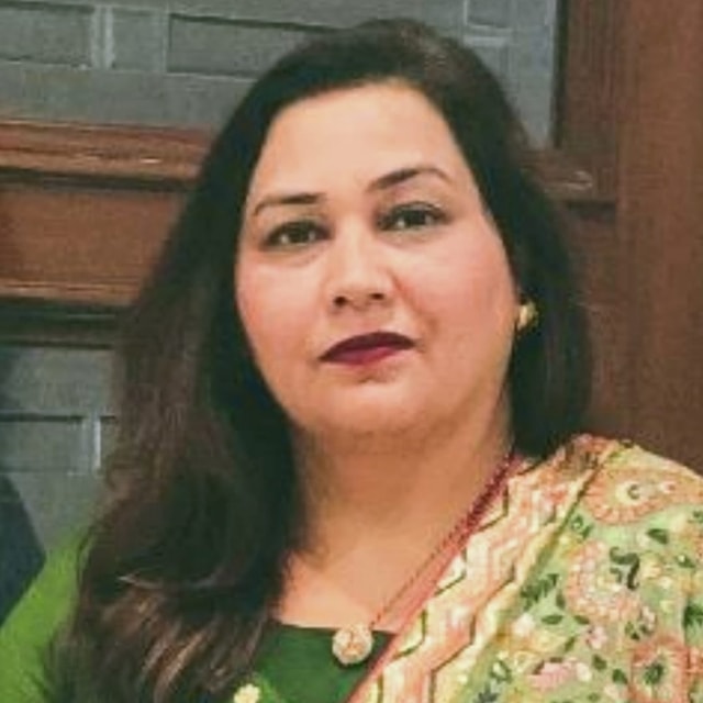 Dr. Aarti