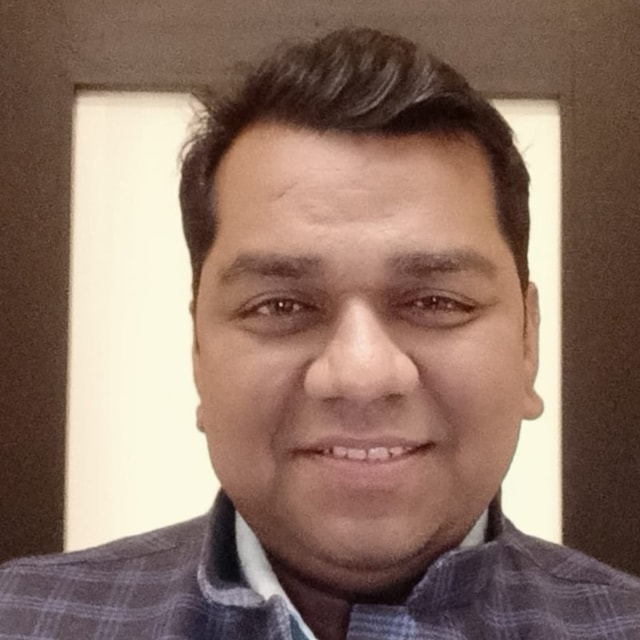 Dr Gajendra