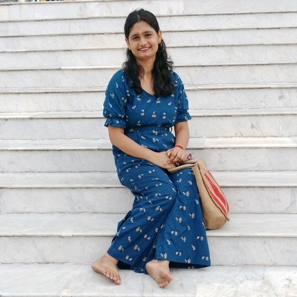Aayushi