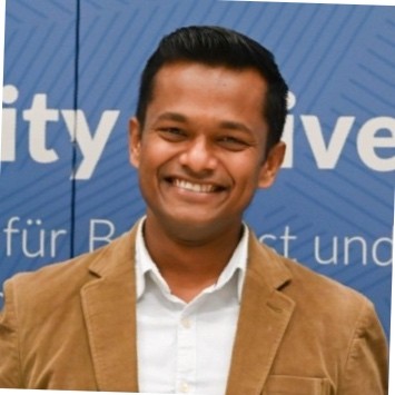 Lt Cdr Prithvi