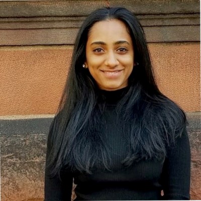 Dr Sharon Elza