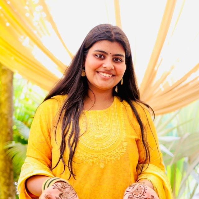 Aayushi