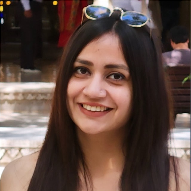 Dr. Sakshi